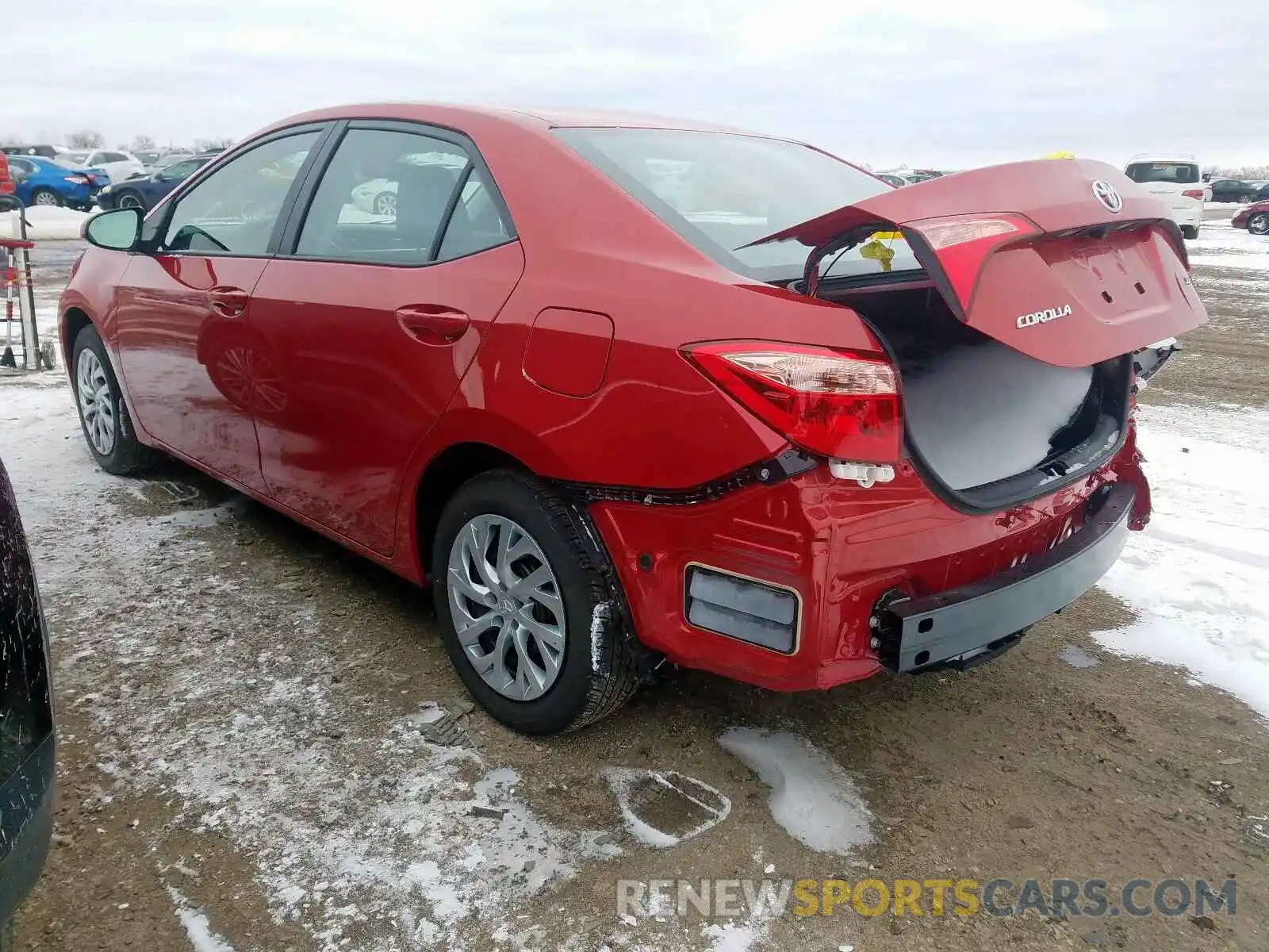 3 Photograph of a damaged car 2T1BURHE1KC142593 TOYOTA COROLLA 2019