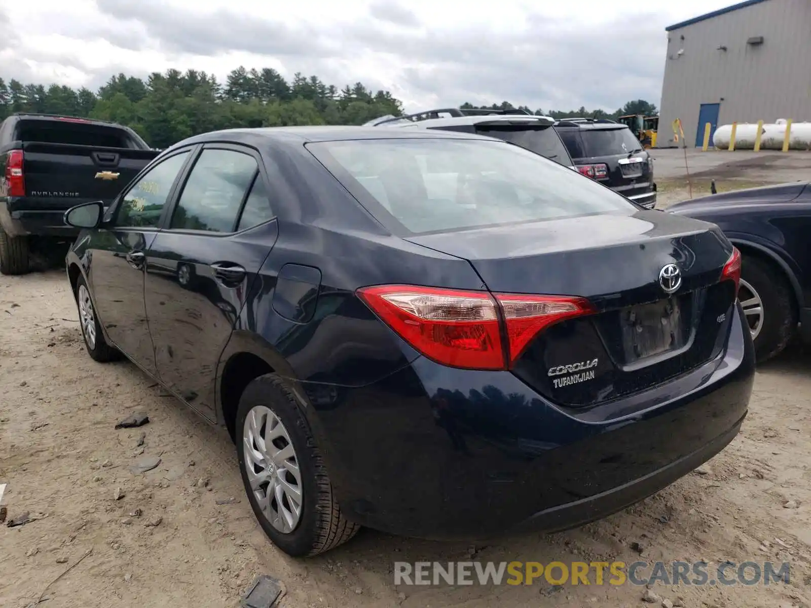 3 Photograph of a damaged car 2T1BURHE1KC142805 TOYOTA COROLLA 2019