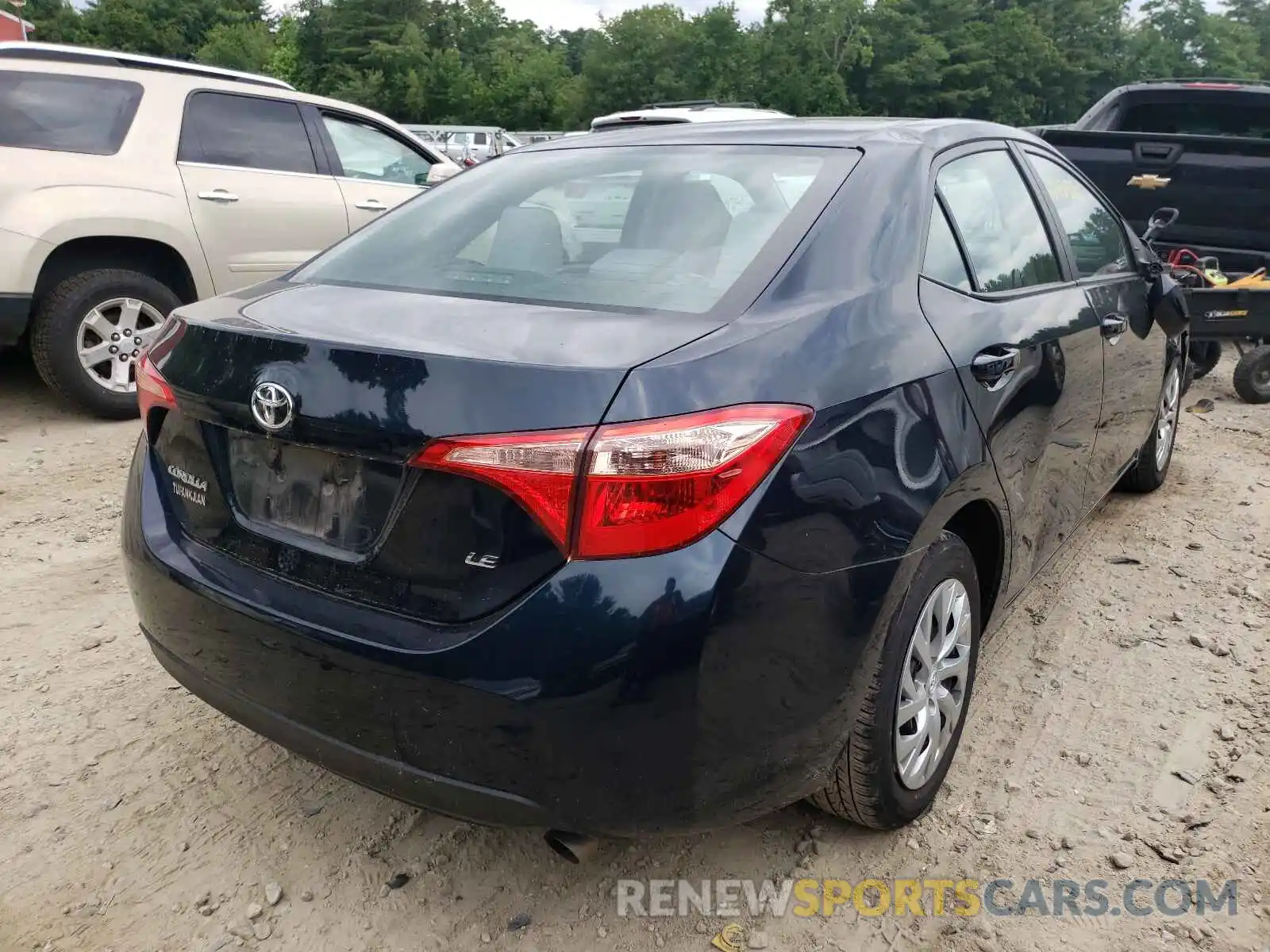 4 Photograph of a damaged car 2T1BURHE1KC142805 TOYOTA COROLLA 2019