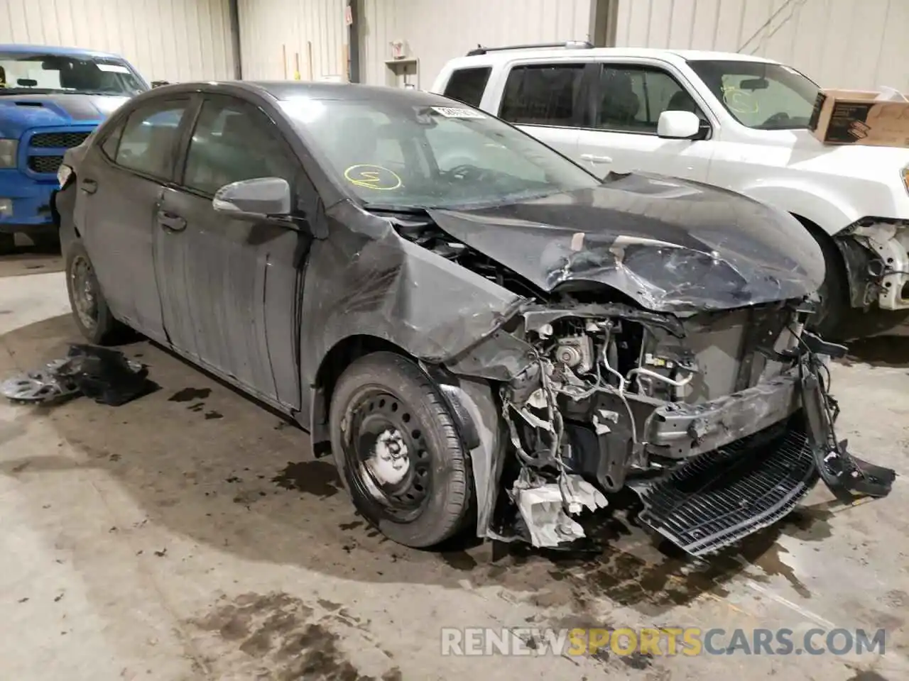 1 Photograph of a damaged car 2T1BURHE1KC143047 TOYOTA COROLLA 2019