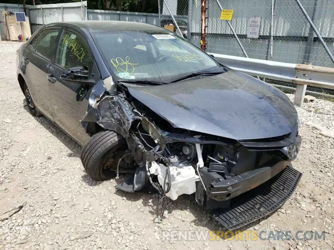 1 Photograph of a damaged car 2T1BURHE1KC143839 TOYOTA COROLLA 2019