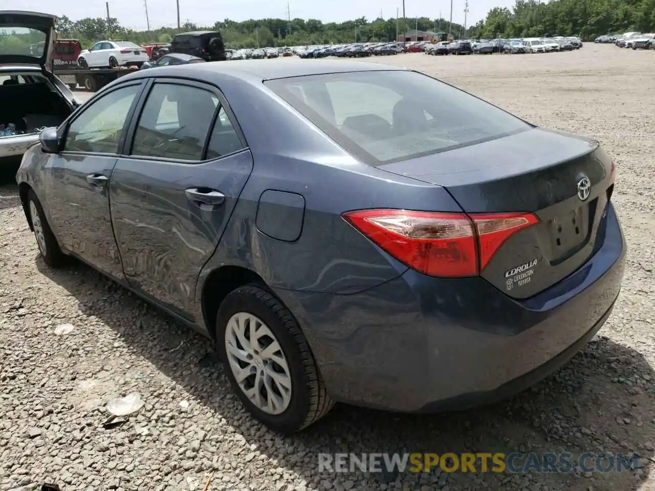 3 Photograph of a damaged car 2T1BURHE1KC143839 TOYOTA COROLLA 2019