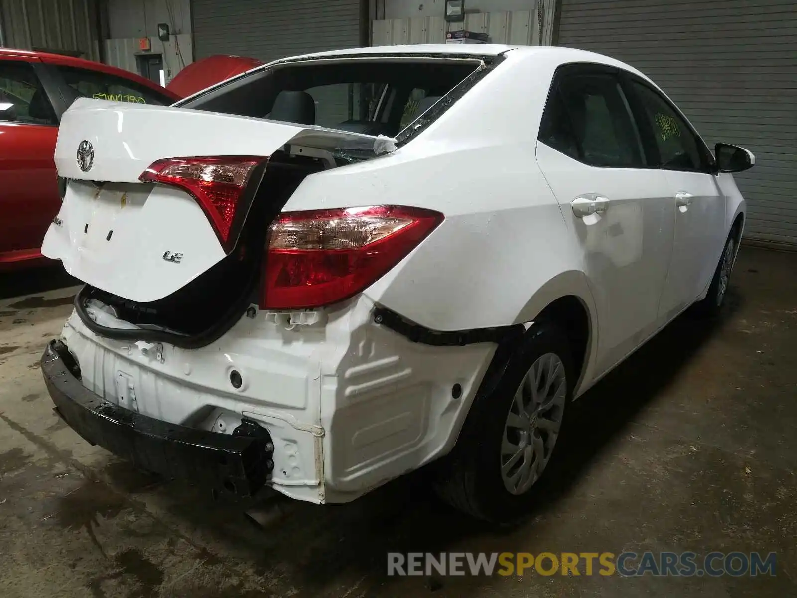 4 Photograph of a damaged car 2T1BURHE1KC144263 TOYOTA COROLLA 2019