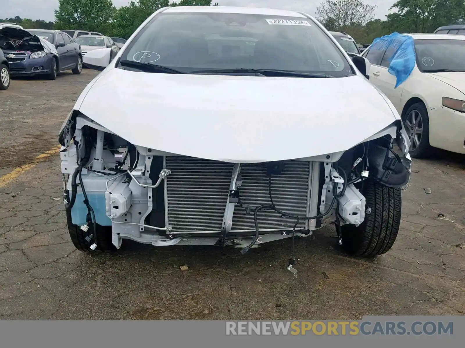 9 Photograph of a damaged car 2T1BURHE1KC145686 TOYOTA COROLLA 2019