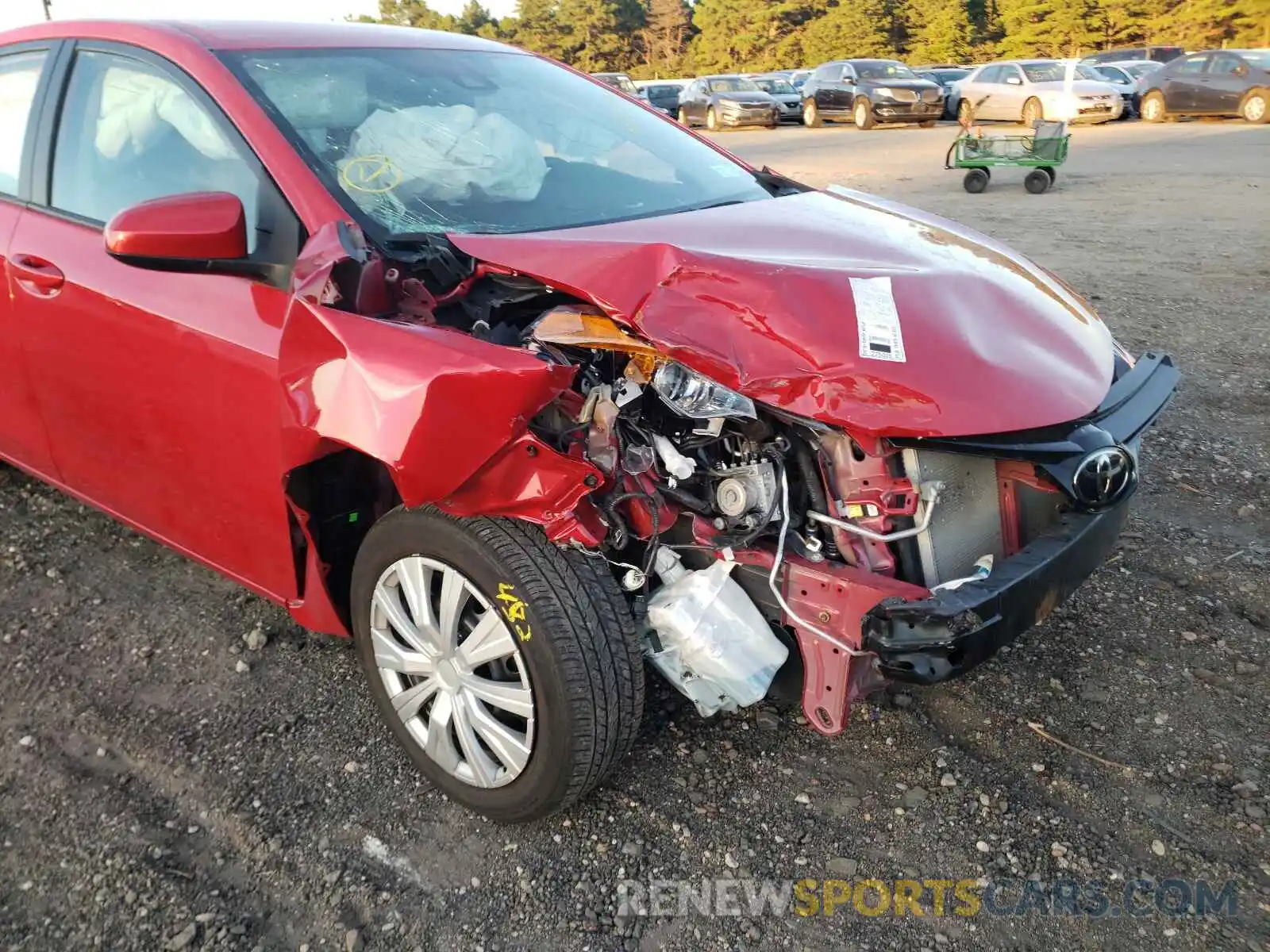 9 Photograph of a damaged car 2T1BURHE1KC146353 TOYOTA COROLLA 2019