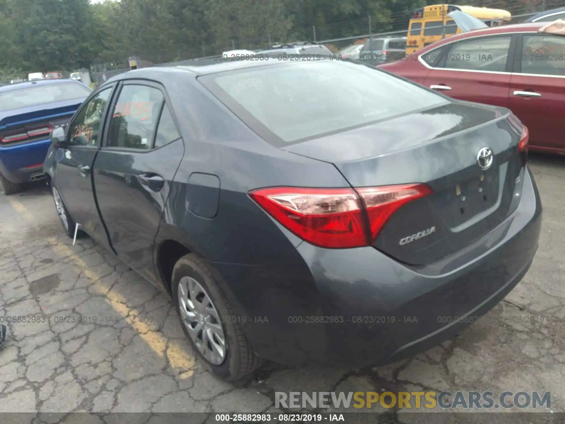 3 Photograph of a damaged car 2T1BURHE1KC146451 TOYOTA COROLLA 2019