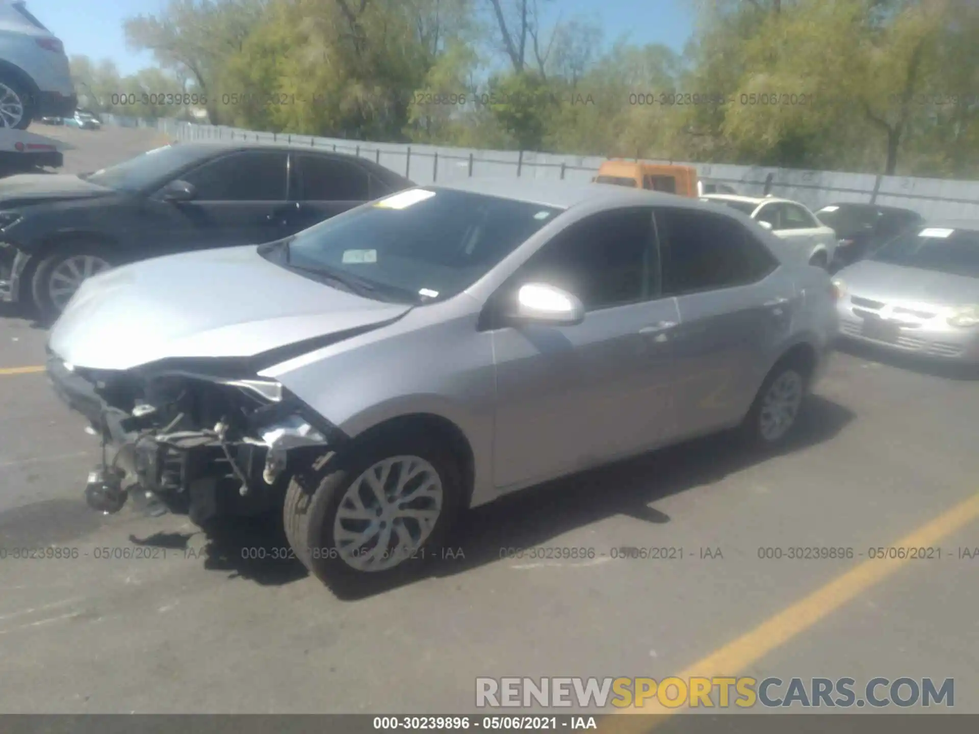 2 Photograph of a damaged car 2T1BURHE1KC148927 TOYOTA COROLLA 2019