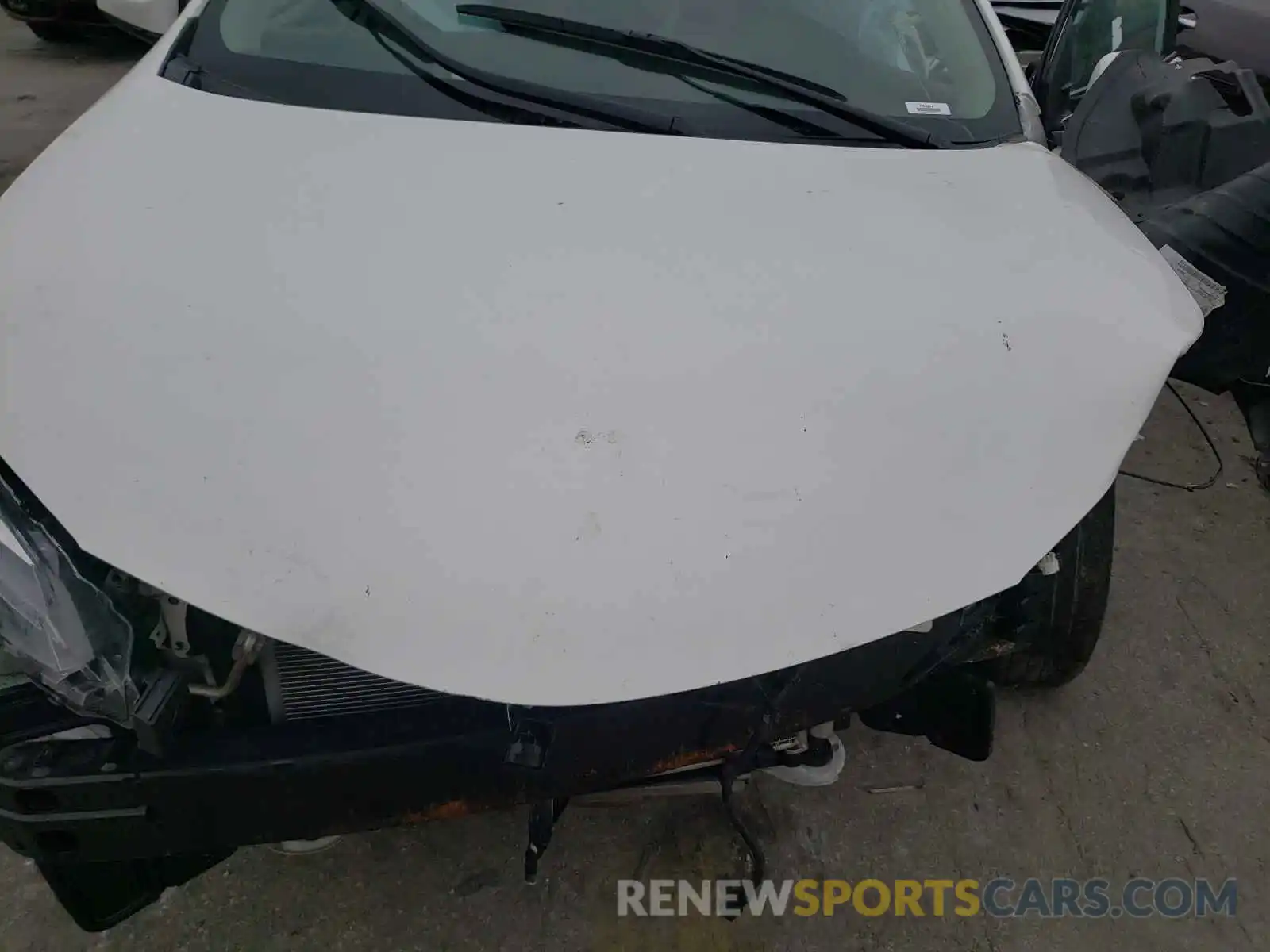 7 Photograph of a damaged car 2T1BURHE1KC149186 TOYOTA COROLLA 2019