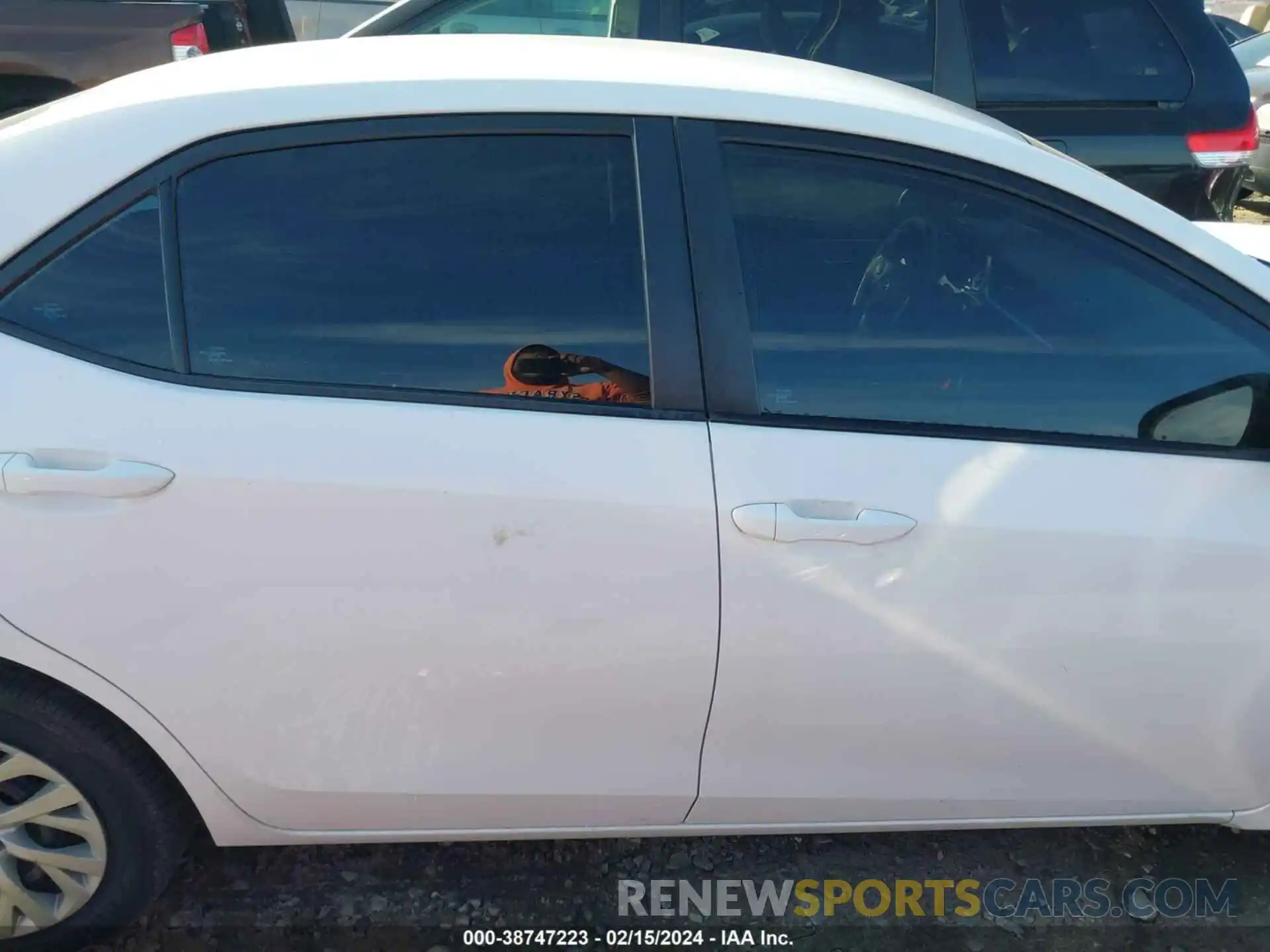 13 Photograph of a damaged car 2T1BURHE1KC149379 TOYOTA COROLLA 2019