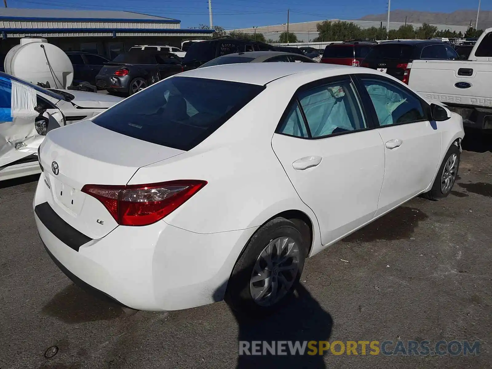 4 Photograph of a damaged car 2T1BURHE1KC150550 TOYOTA COROLLA 2019