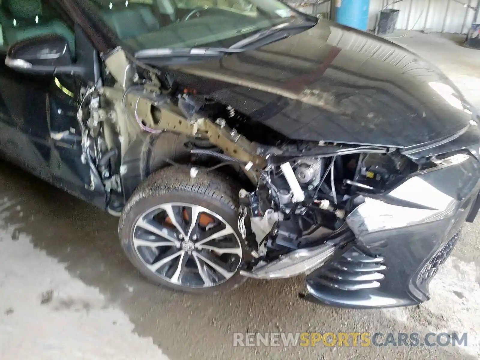 9 Photograph of a damaged car 2T1BURHE1KC150905 TOYOTA COROLLA 2019