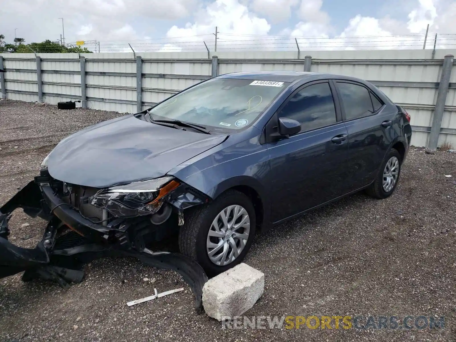 2 Photograph of a damaged car 2T1BURHE1KC151164 TOYOTA COROLLA 2019