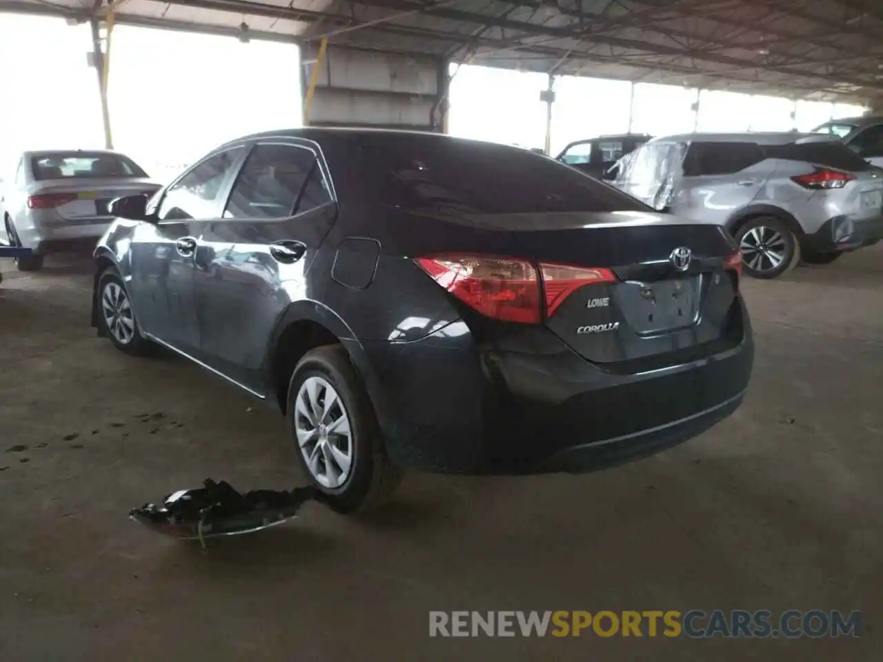 3 Photograph of a damaged car 2T1BURHE1KC151584 TOYOTA COROLLA 2019