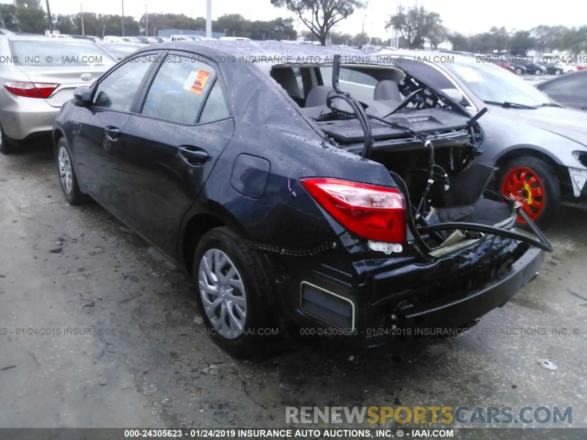 3 Photograph of a damaged car 2T1BURHE1KC151858 TOYOTA COROLLA 2019