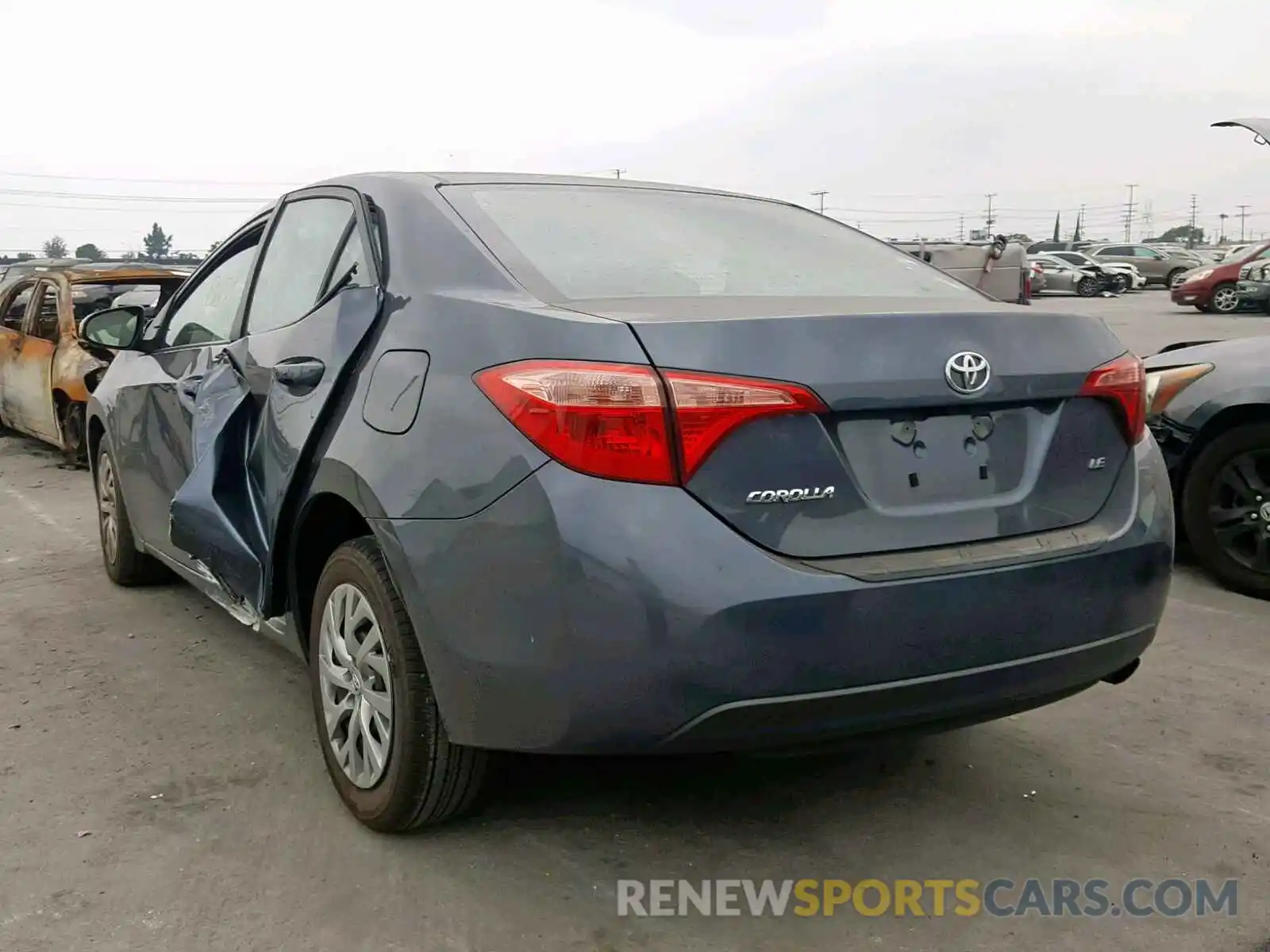 3 Photograph of a damaged car 2T1BURHE1KC152153 TOYOTA COROLLA 2019