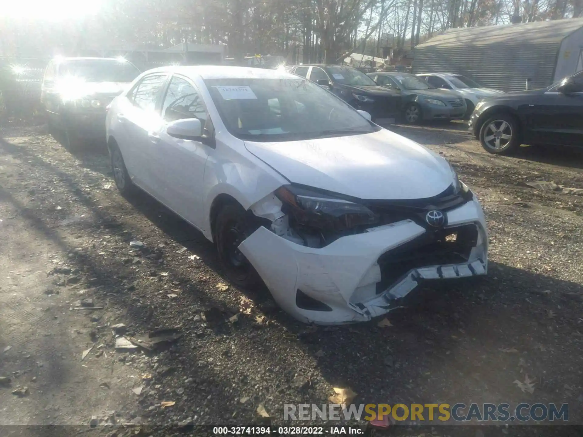 1 Photograph of a damaged car 2T1BURHE1KC153075 TOYOTA COROLLA 2019