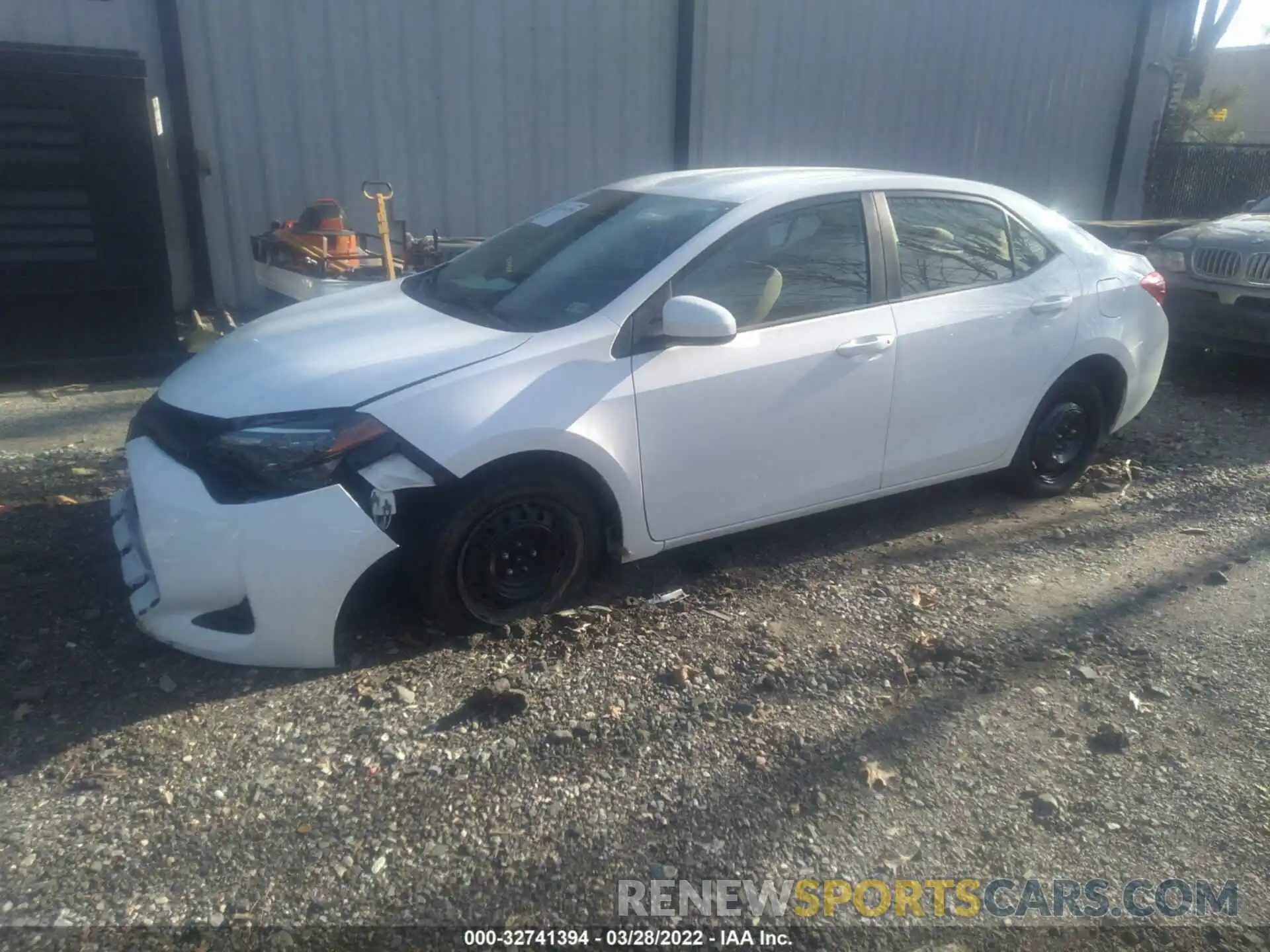 2 Photograph of a damaged car 2T1BURHE1KC153075 TOYOTA COROLLA 2019