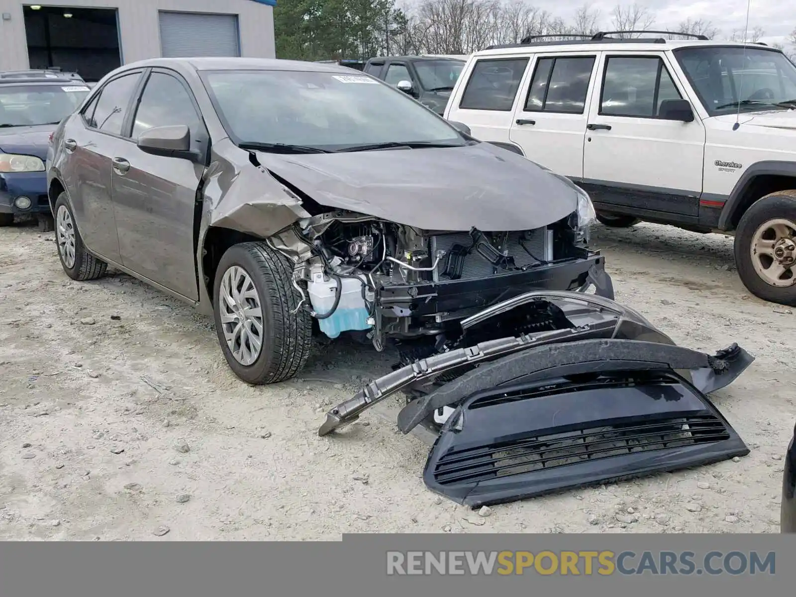 1 Photograph of a damaged car 2T1BURHE1KC153352 TOYOTA COROLLA 2019