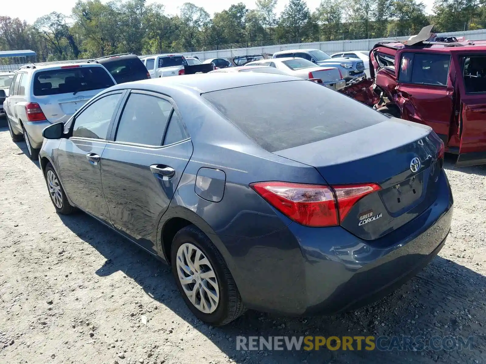 3 Photograph of a damaged car 2T1BURHE1KC153612 TOYOTA COROLLA 2019