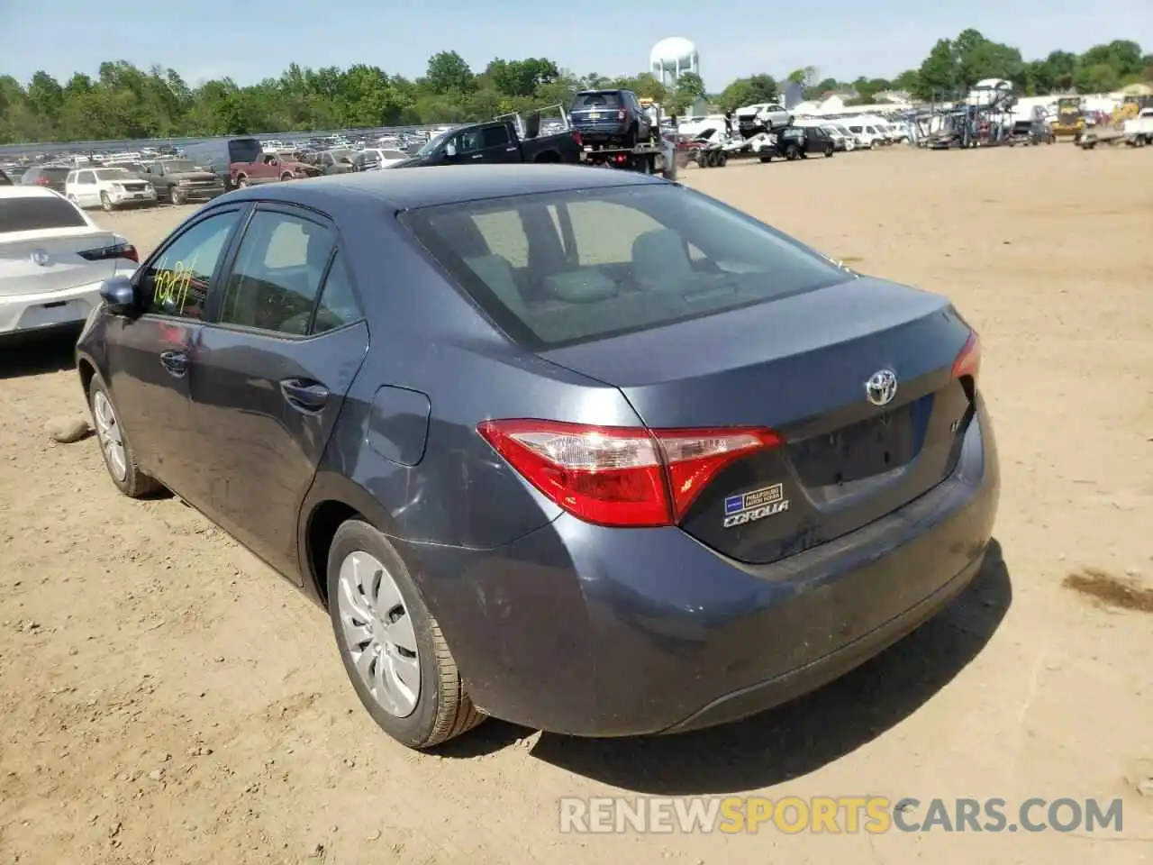 3 Photograph of a damaged car 2T1BURHE1KC153772 TOYOTA COROLLA 2019