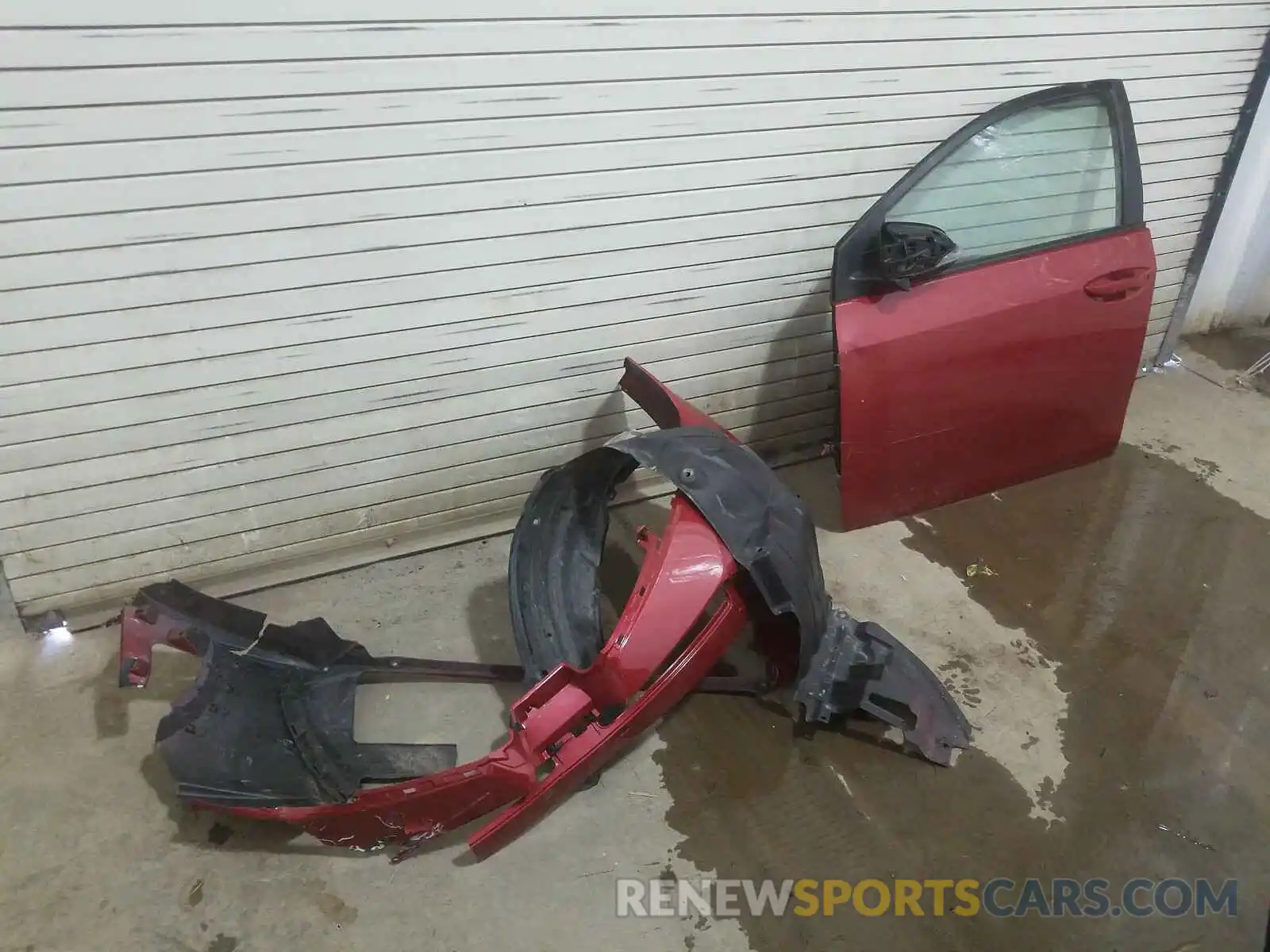 9 Photograph of a damaged car 2T1BURHE1KC154467 TOYOTA COROLLA 2019