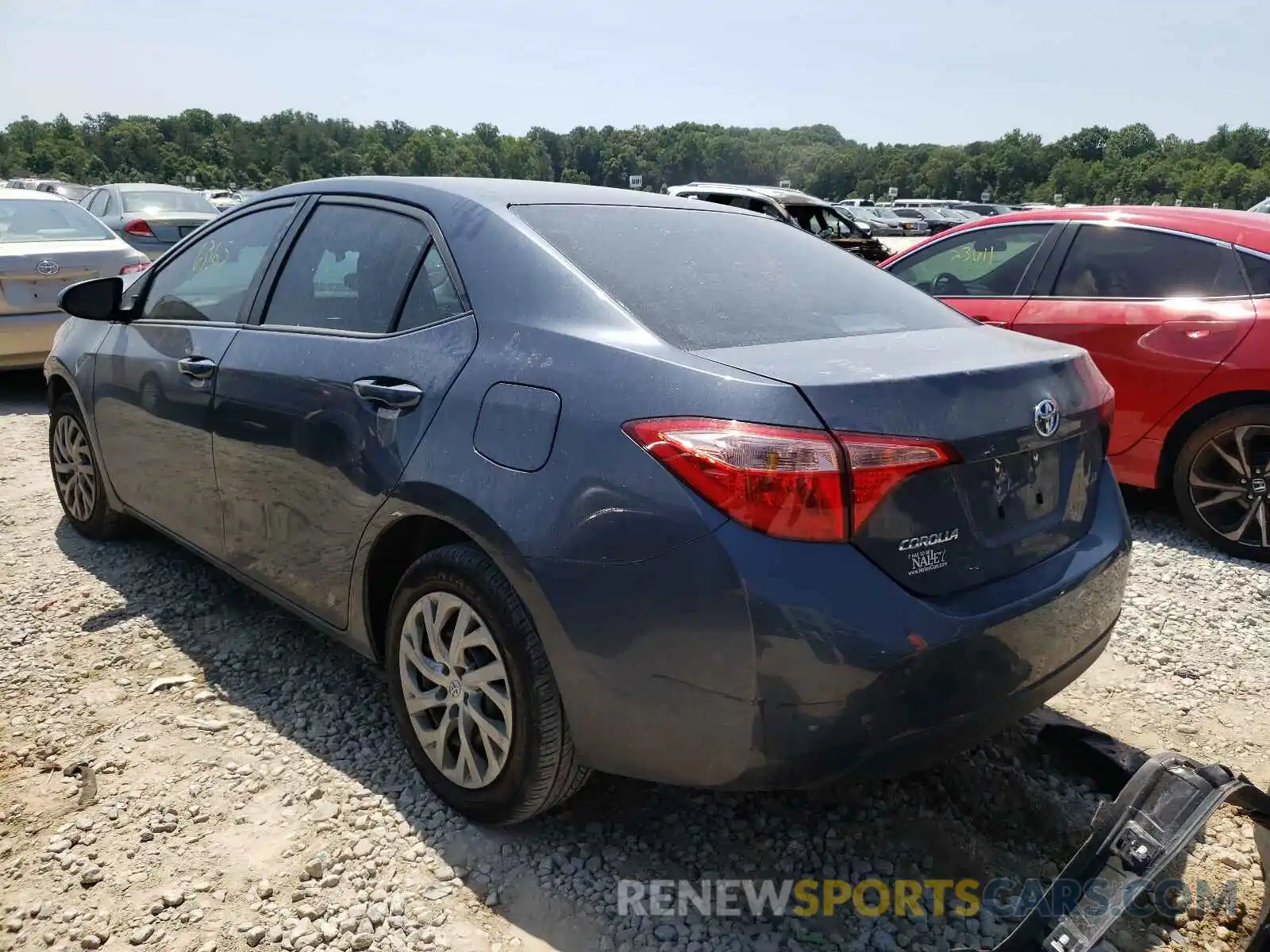 3 Photograph of a damaged car 2T1BURHE1KC157529 TOYOTA COROLLA 2019