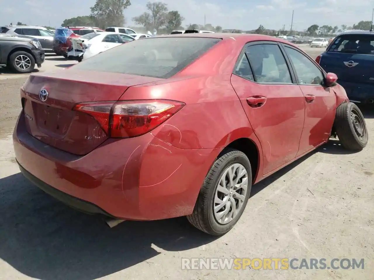 4 Photograph of a damaged car 2T1BURHE1KC158356 TOYOTA COROLLA 2019