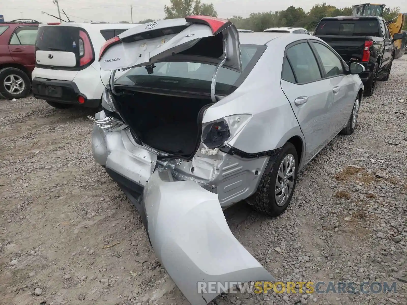 4 Photograph of a damaged car 2T1BURHE1KC158454 TOYOTA COROLLA 2019