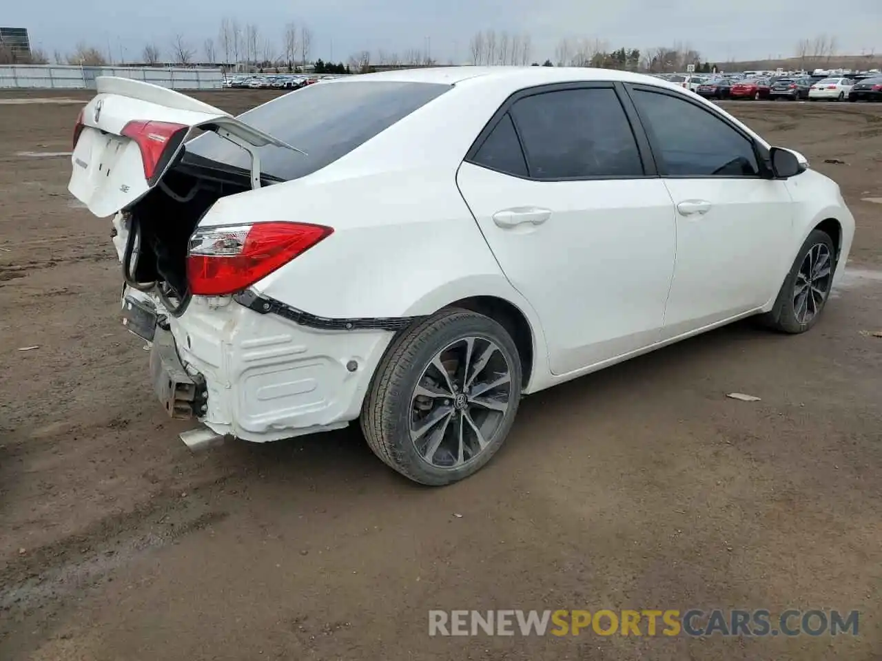 3 Photograph of a damaged car 2T1BURHE1KC158499 TOYOTA COROLLA 2019