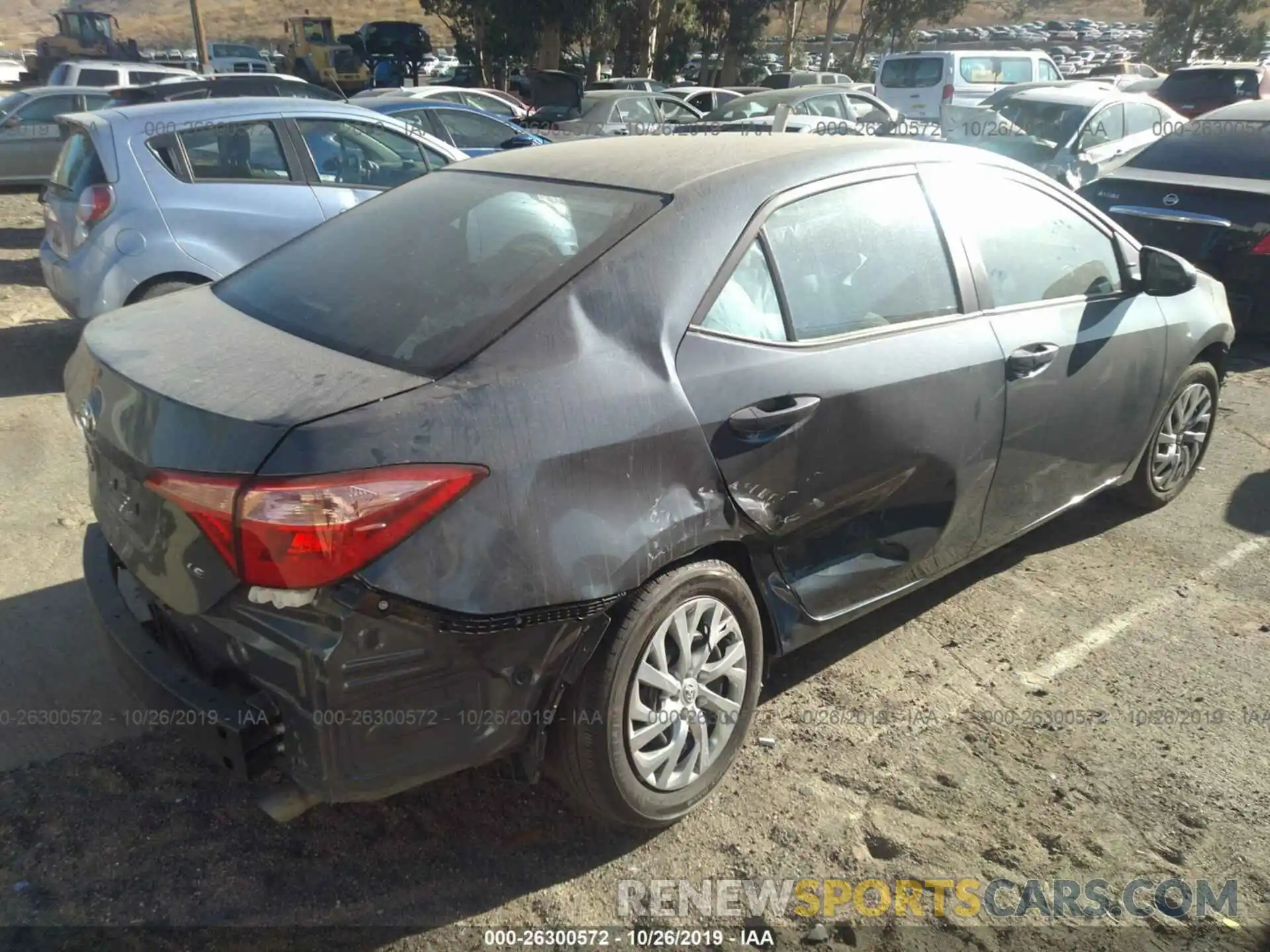 4 Photograph of a damaged car 2T1BURHE1KC158602 TOYOTA COROLLA 2019