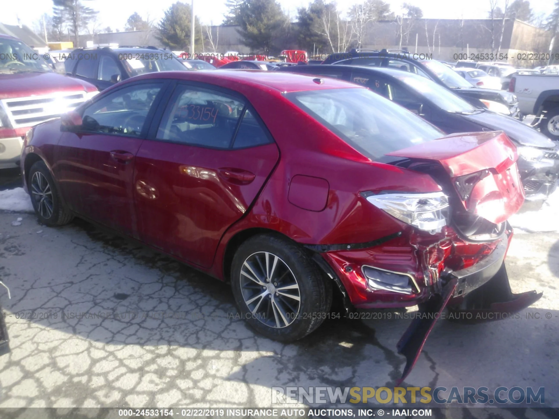 3 Photograph of a damaged car 2T1BURHE1KC158874 TOYOTA COROLLA 2019