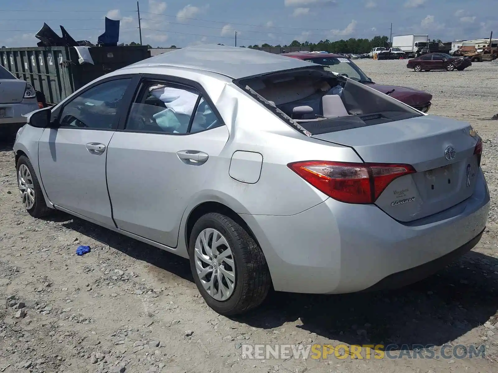 3 Photograph of a damaged car 2T1BURHE1KC159037 TOYOTA COROLLA 2019