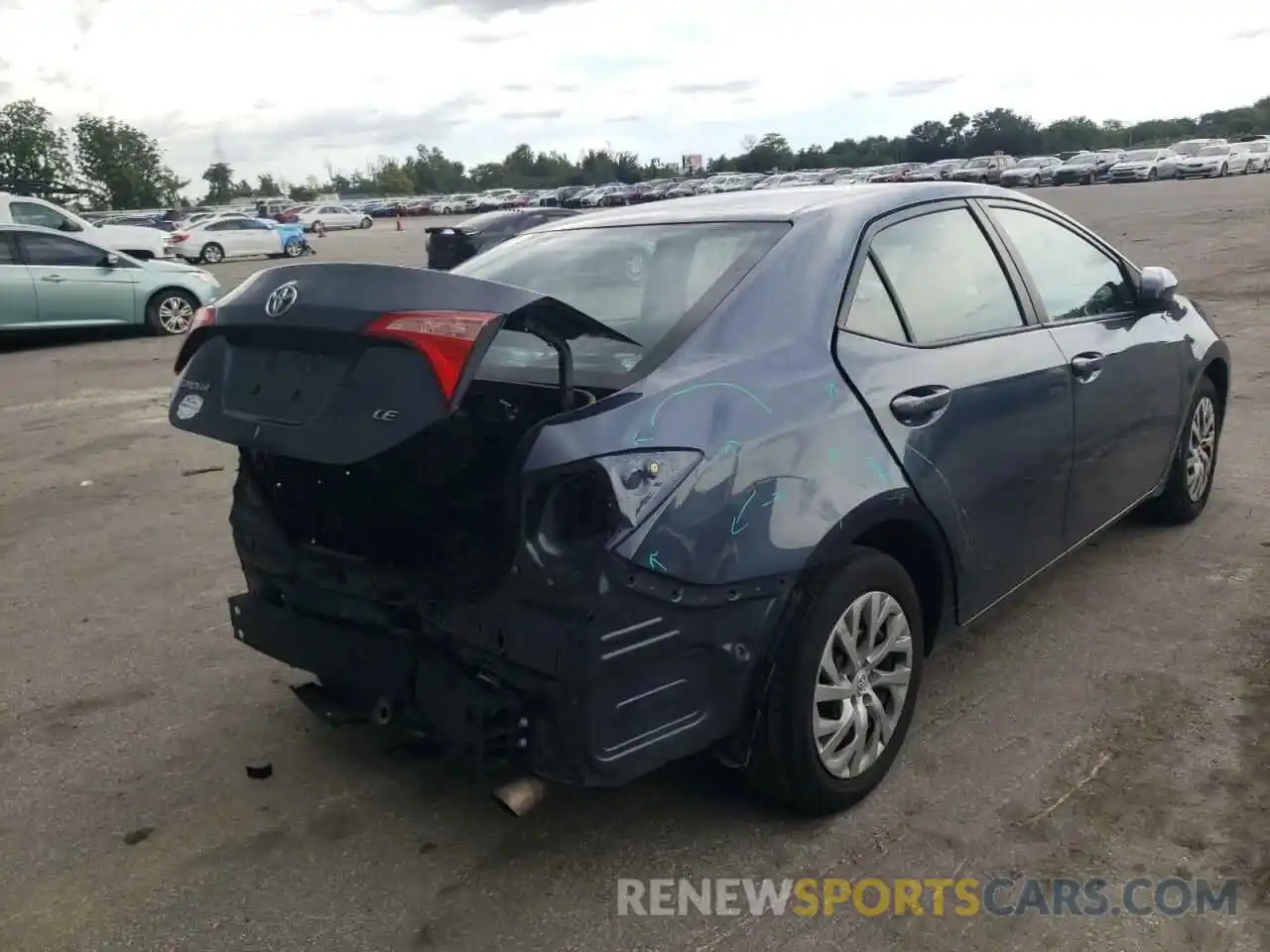 4 Photograph of a damaged car 2T1BURHE1KC159152 TOYOTA COROLLA 2019