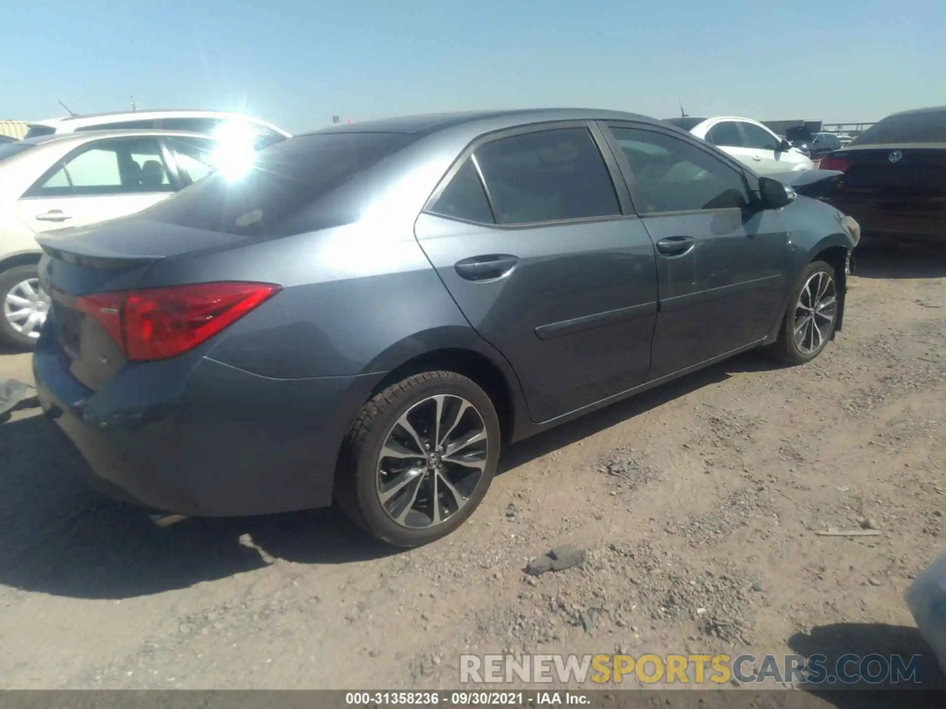 4 Photograph of a damaged car 2T1BURHE1KC159541 TOYOTA COROLLA 2019