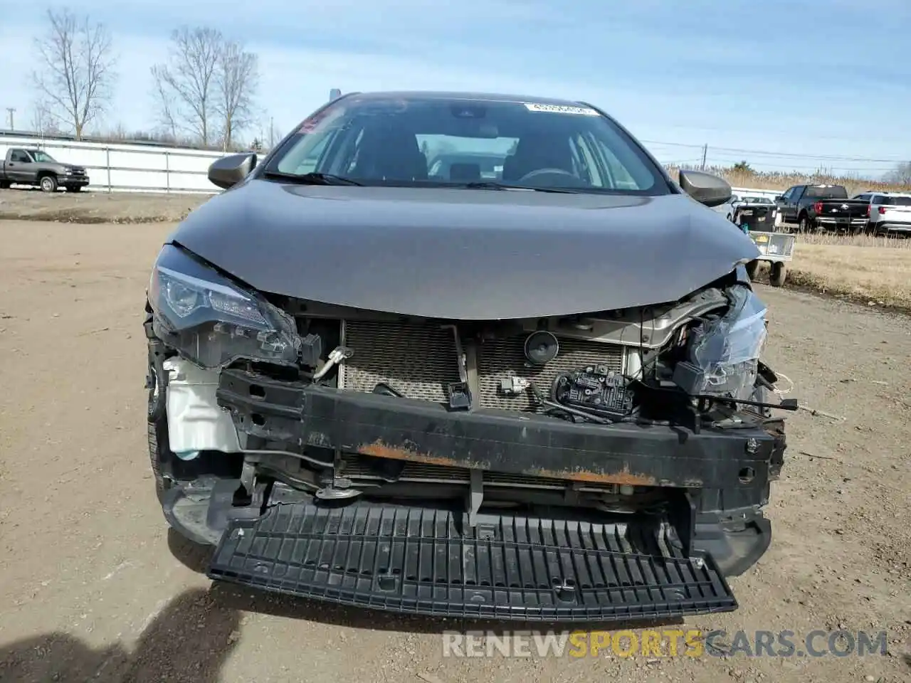 5 Photograph of a damaged car 2T1BURHE1KC159751 TOYOTA COROLLA 2019