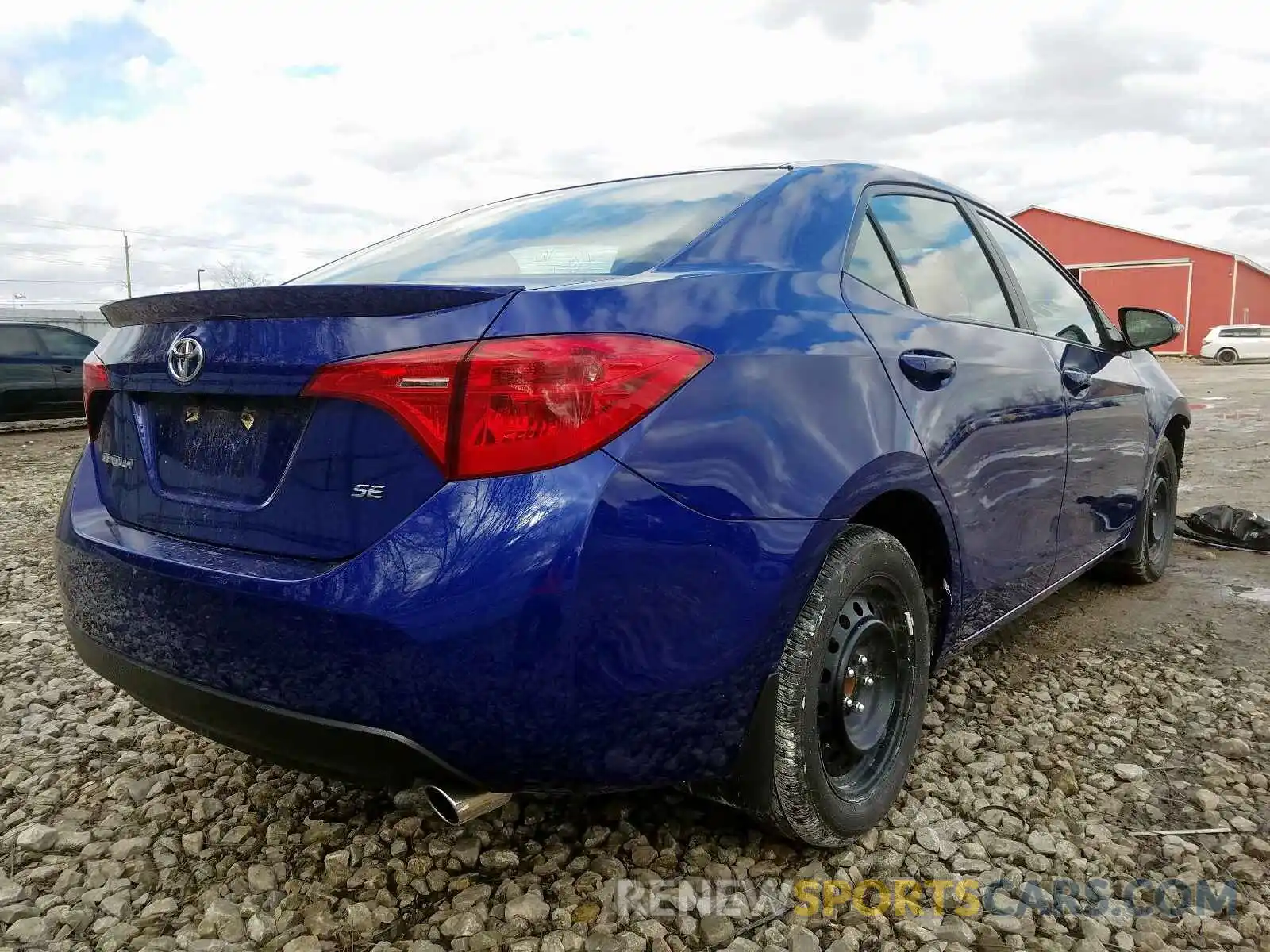 4 Photograph of a damaged car 2T1BURHE1KC160575 TOYOTA COROLLA 2019