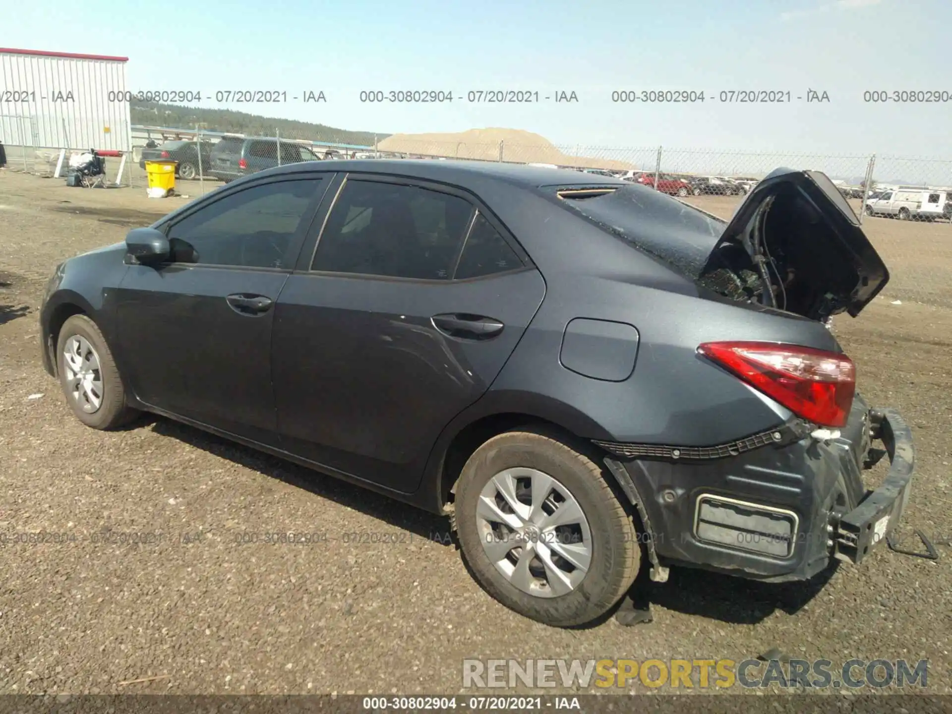 3 Photograph of a damaged car 2T1BURHE1KC160981 TOYOTA COROLLA 2019