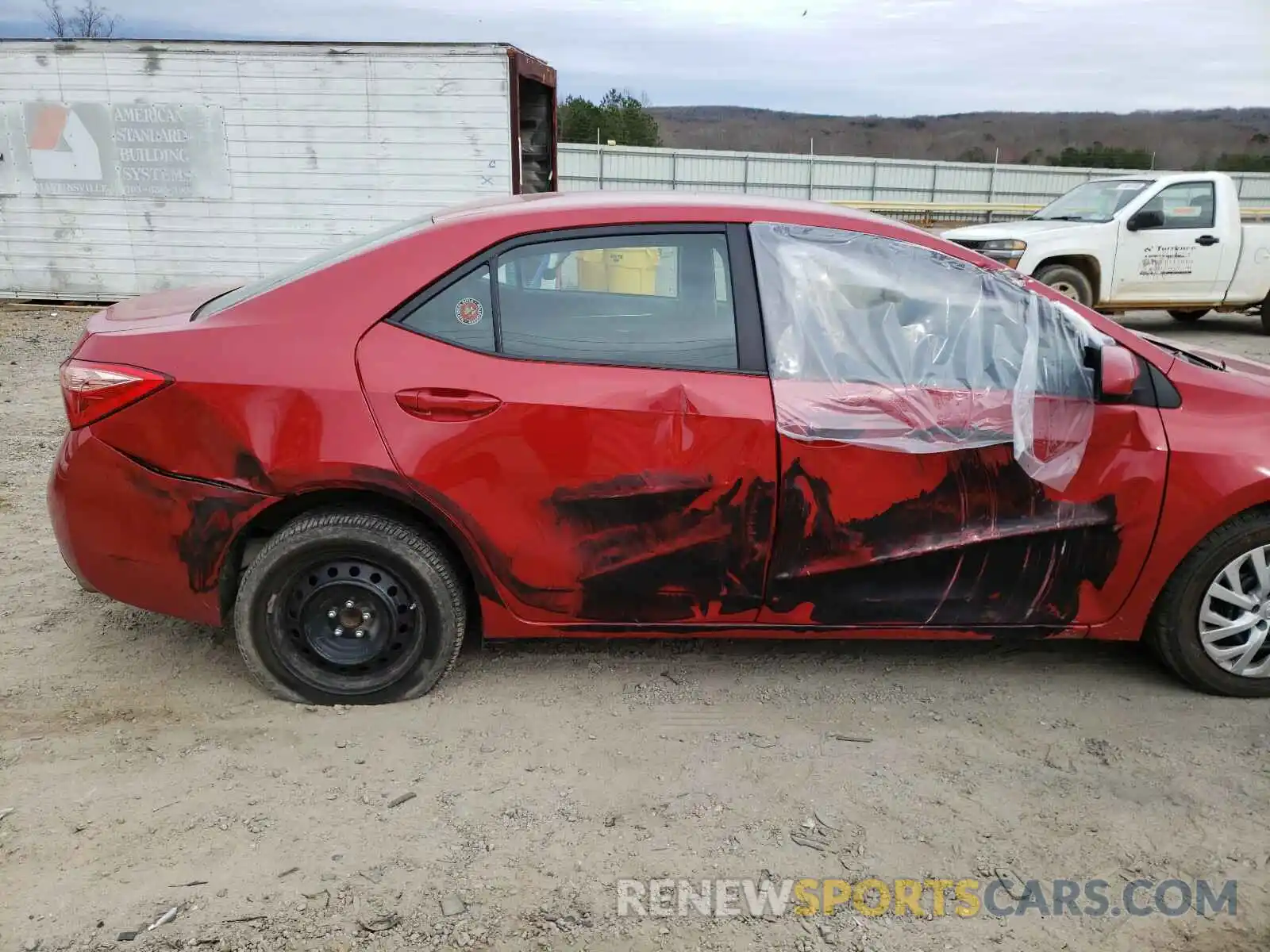 9 Photograph of a damaged car 2T1BURHE1KC161208 TOYOTA COROLLA 2019