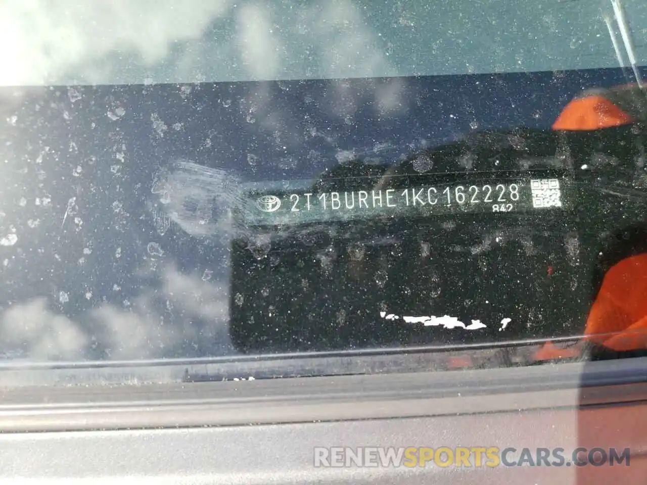 10 Photograph of a damaged car 2T1BURHE1KC162228 TOYOTA COROLLA 2019