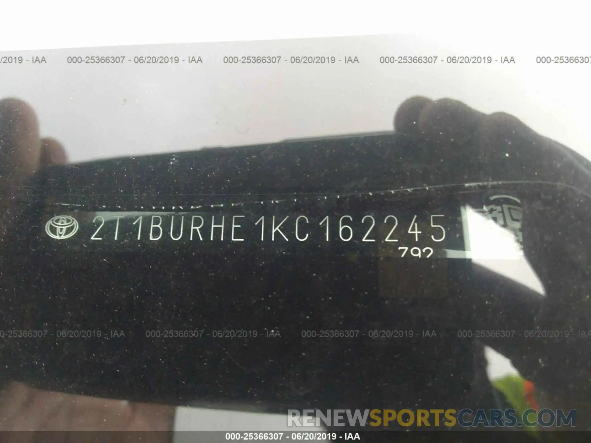 9 Фотография поврежденного автомобиля 2T1BURHE1KC162245 TOYOTA COROLLA 2019