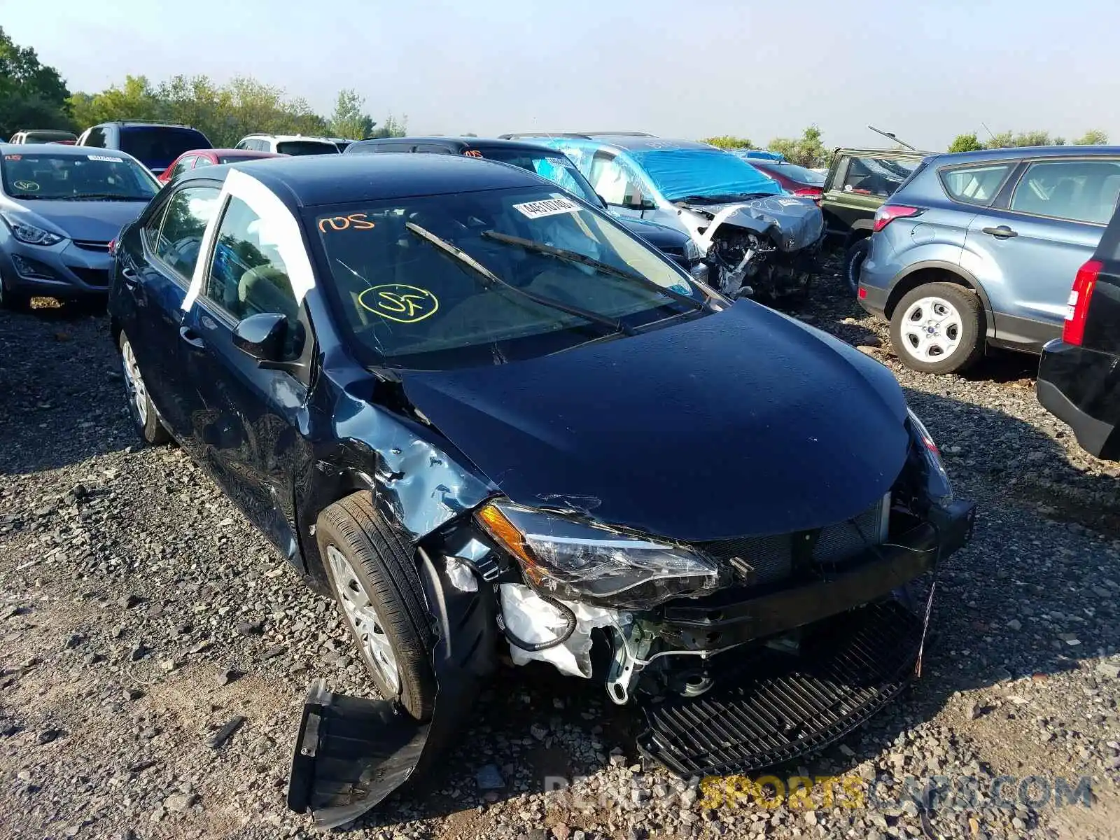 1 Фотография поврежденного автомобиля 2T1BURHE1KC165047 TOYOTA COROLLA 2019