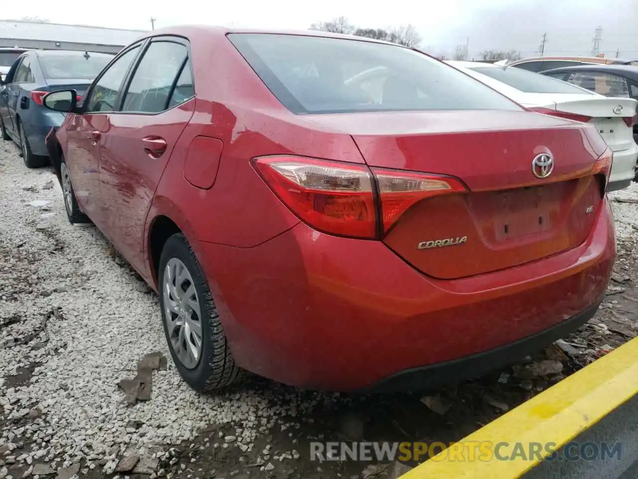 3 Photograph of a damaged car 2T1BURHE1KC165503 TOYOTA COROLLA 2019