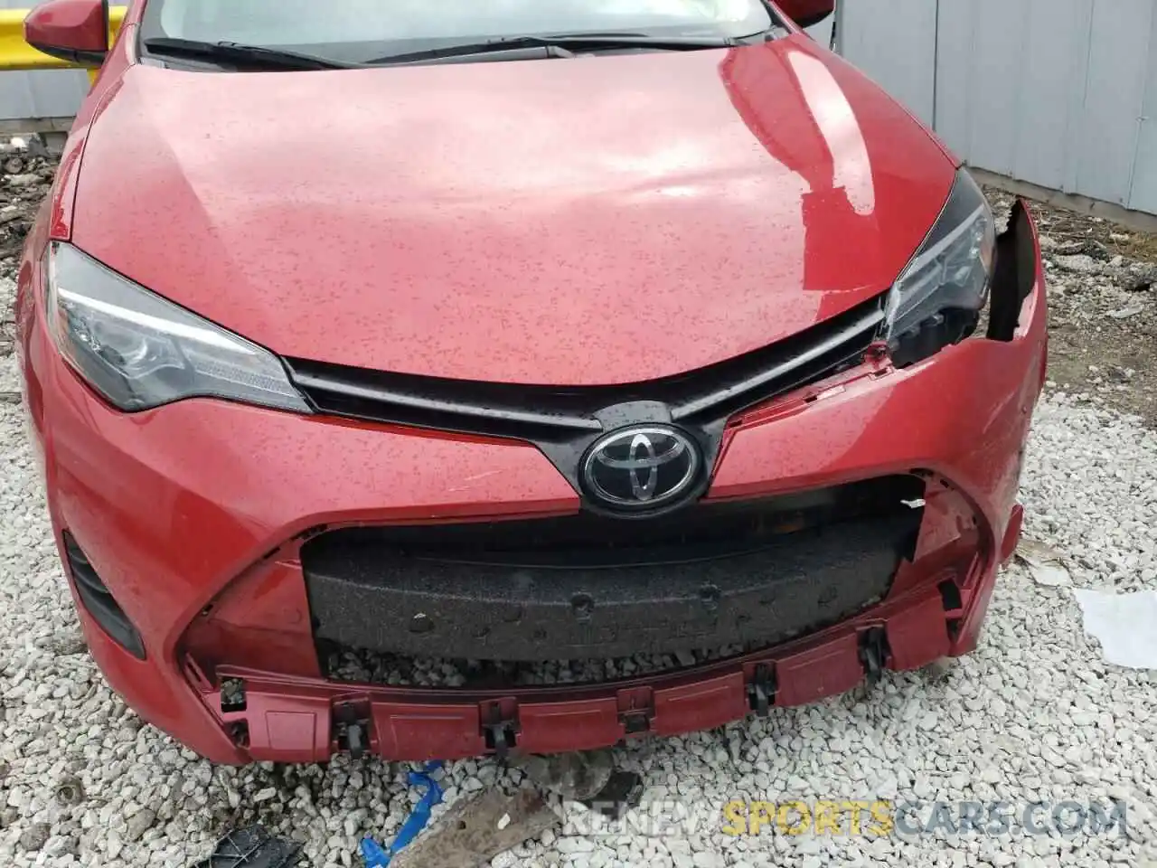 9 Photograph of a damaged car 2T1BURHE1KC165503 TOYOTA COROLLA 2019