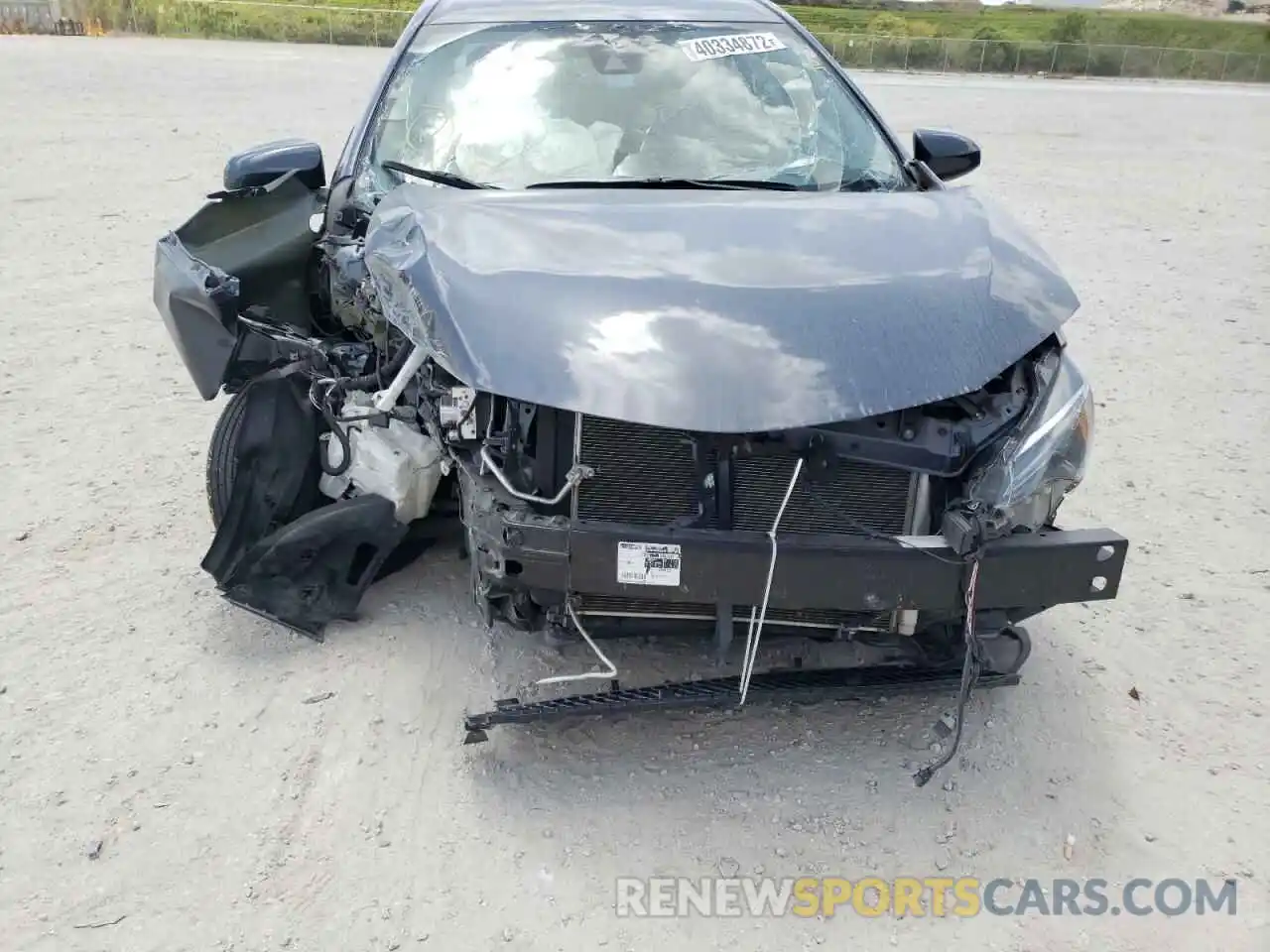 9 Photograph of a damaged car 2T1BURHE1KC166134 TOYOTA COROLLA 2019