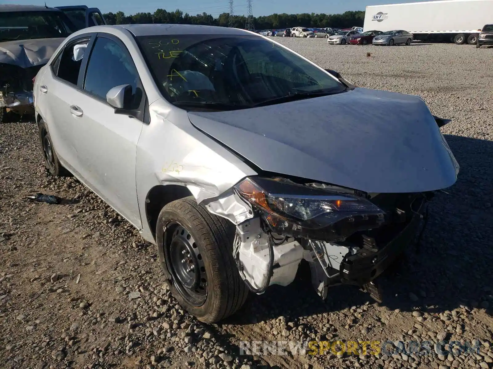 1 Photograph of a damaged car 2T1BURHE1KC166151 TOYOTA COROLLA 2019