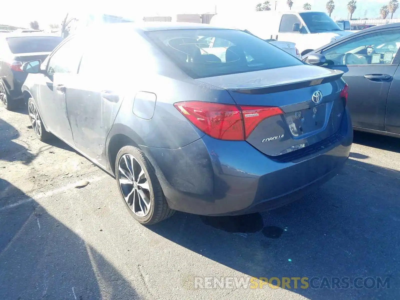 3 Photograph of a damaged car 2T1BURHE1KC166876 TOYOTA COROLLA 2019