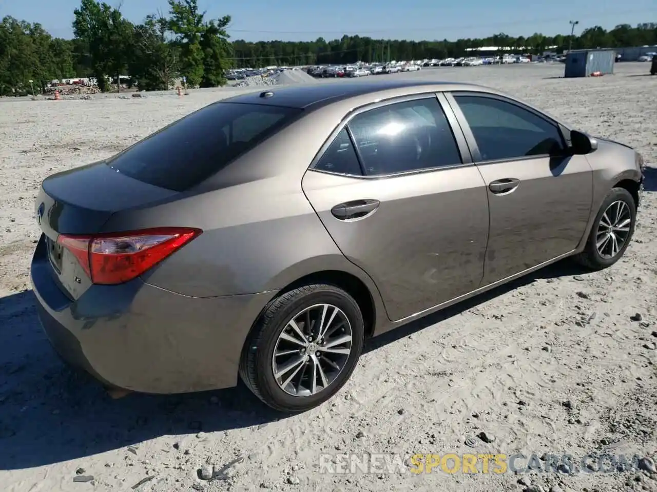 4 Photograph of a damaged car 2T1BURHE1KC167011 TOYOTA COROLLA 2019