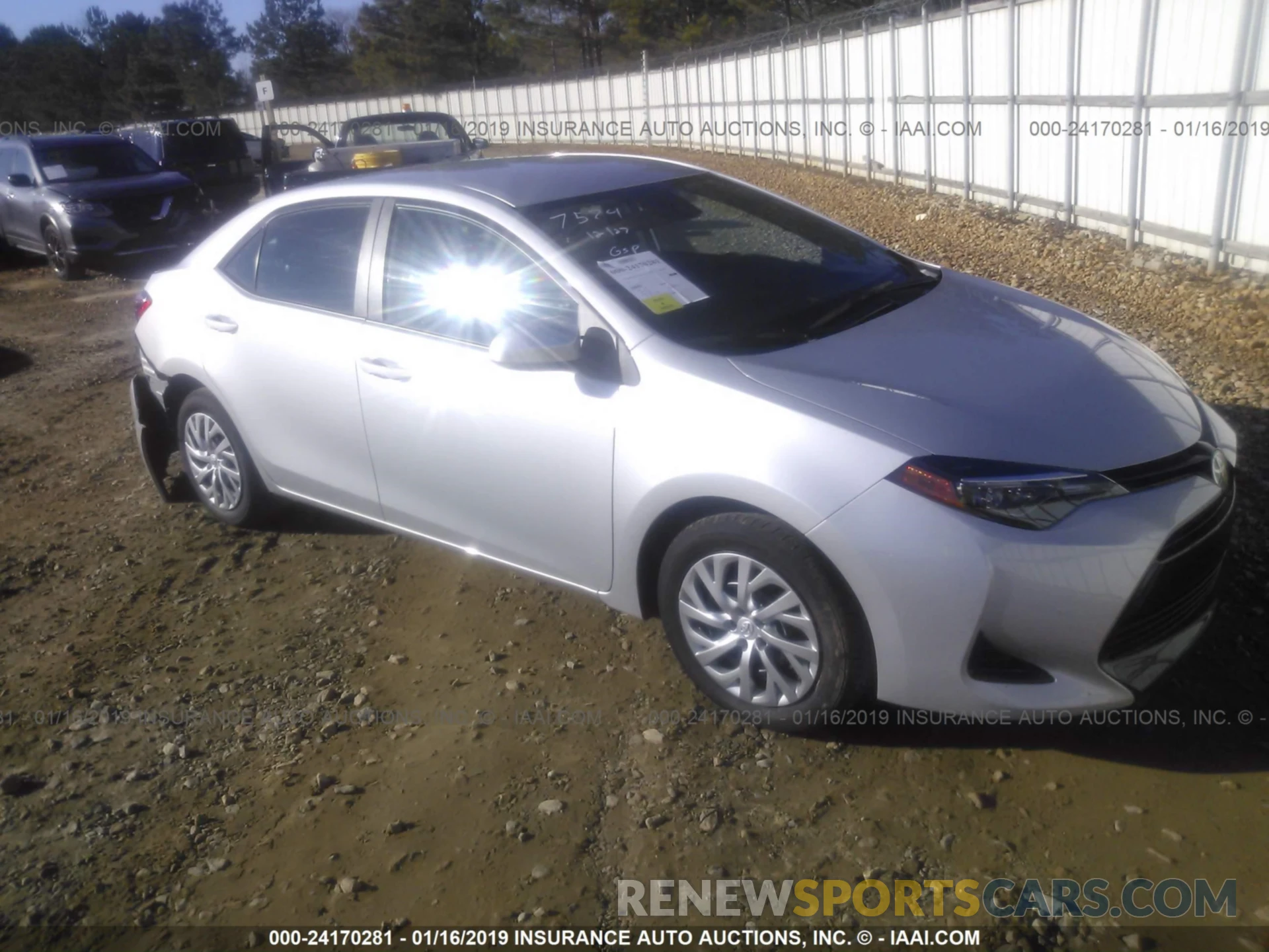 1 Photograph of a damaged car 2T1BURHE1KC167574 TOYOTA COROLLA 2019