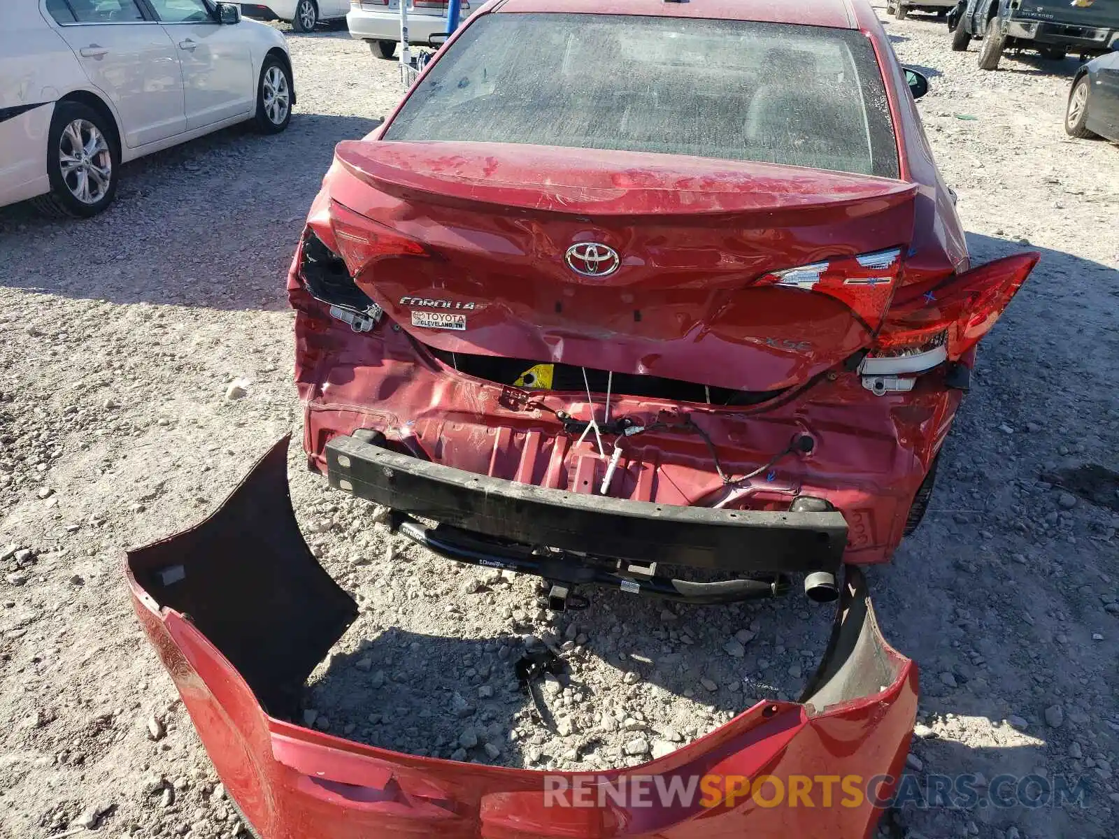 9 Photograph of a damaged car 2T1BURHE1KC167803 TOYOTA COROLLA 2019