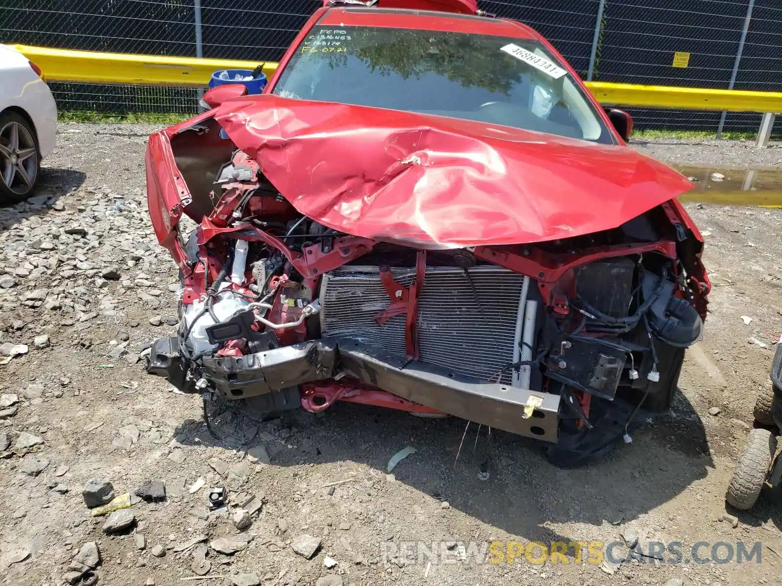 9 Photograph of a damaged car 2T1BURHE1KC168174 TOYOTA COROLLA 2019